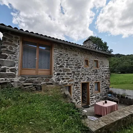 Charmante Maison Dans Les Gorges De La Loire Avec Terrasses Et Poele A Bois - Fr-1-582-319 *