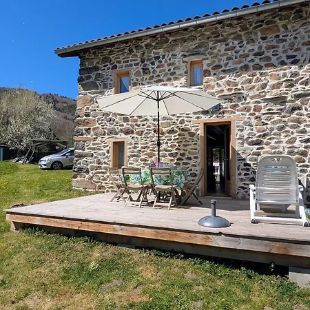 Charmante Maison Dans Les Gorges De La Loire Avec Terrasses Et Poele A Bois - Fr-1-582-319 Hétvégi ház Retournac